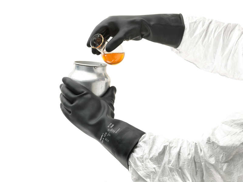 Ansell Black - AlphaTec Naturgummilatexhandschuh, 1 Paar, Gr. 8.5 (L) Ansell Black - AlphaTec Naturgummilatexhandschuh, 1 Paar, Gr. 8.5 (L)